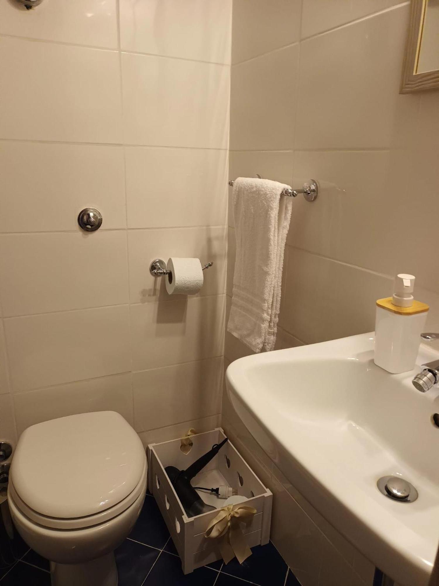 Guest House Biondi Cavour Roma Exterior foto